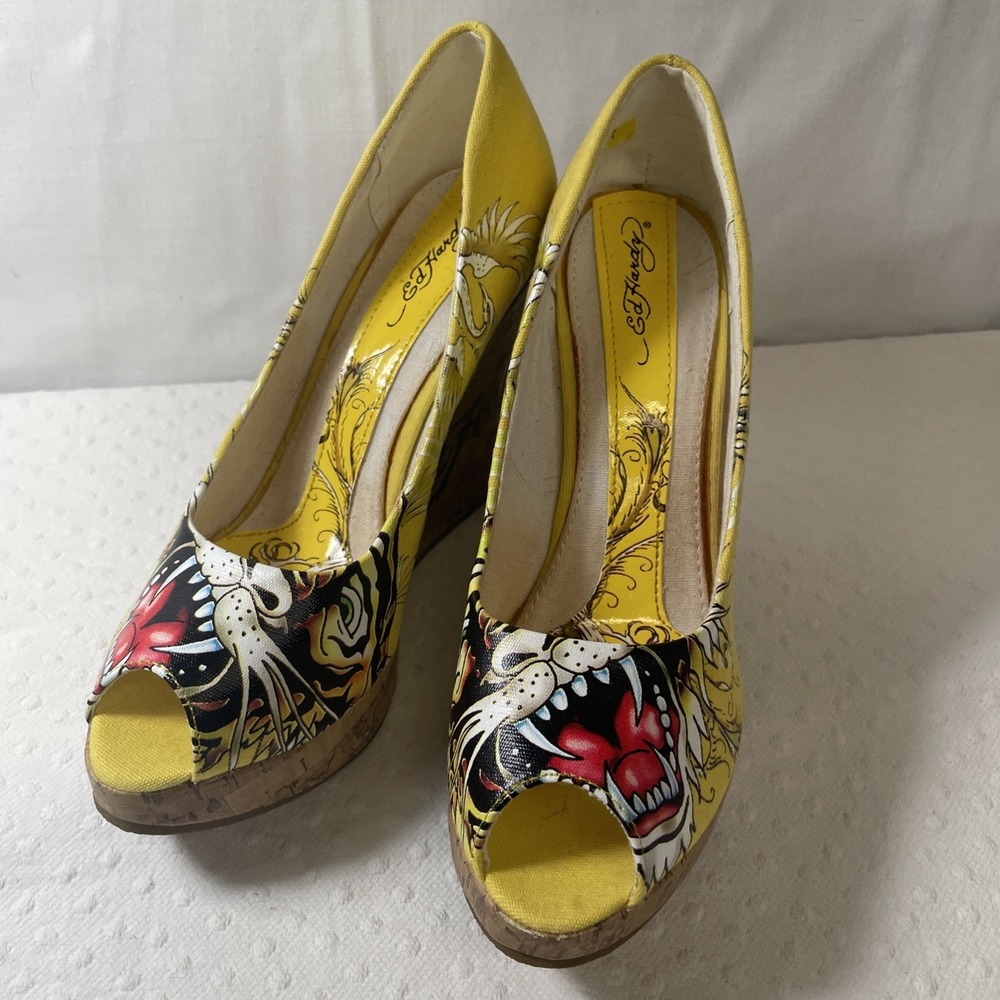 New Y2K VINTAGE Ed Hardy Platform Heel Wedges Women's S8 TIGER Casablanca Yellow